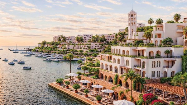 بمبيعات 130 ملياراً في 2025.. مجموعة طلعت مصطفى تتربع على عرش الساحل الشمالي منفردة
