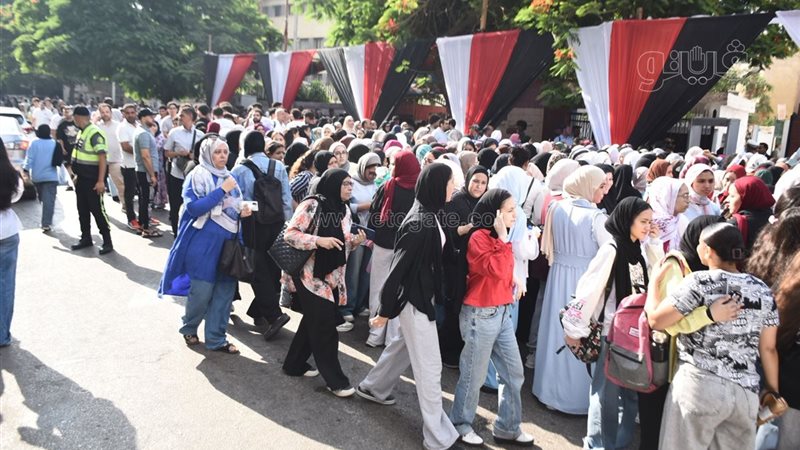 أمهات في مواجهة التوتر، فاطمة فتحي تروي تفاصيل “ساعات القلق” أمام لجان الثانوية العامة
