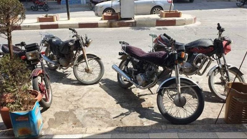 إصابة 3 أشخاص في تصادم دراجتين ناريتين بالدقهلية