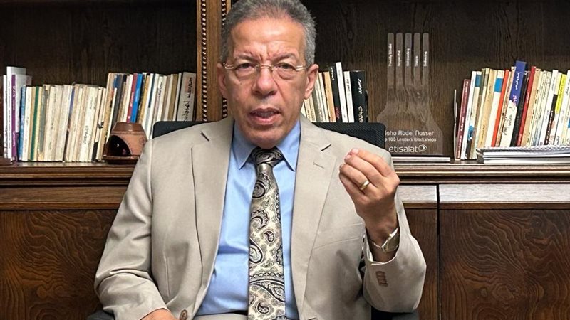 نقيب الأطباء: خفض عدد المقبولين بكليات الطب ضرورة للحفاظ على جودة التعليم الطبي وسلامة المرضى