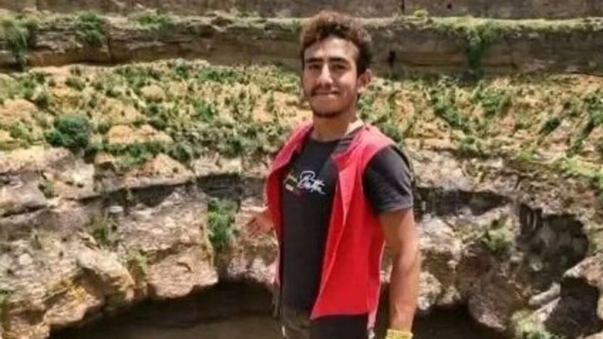 يمنيون يبكون القعقاع.. وينشرون آخر فيديو قبل مقتله بفوهة بركان