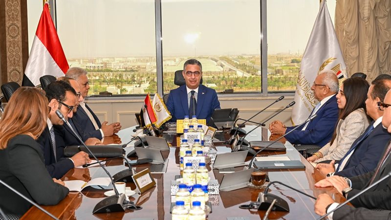 وزير التموين يبحث مع شركة TMT التعاون لإدخال سلسلة “مونوبري” الفرنسية للسوق المصري