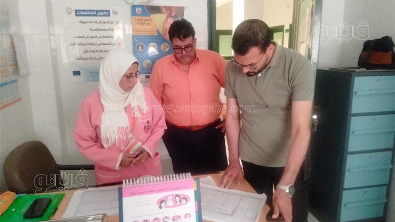 وكيل صحة مطروح يتفقد وحدة رأس الحكمة ويُحيل المتغيبين للتحقيق