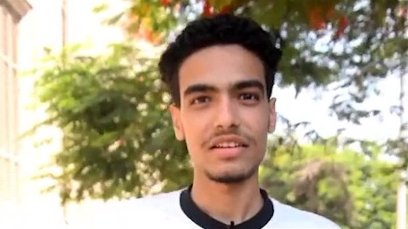 طلاب اللغة الأجنبية الثانية: “اللي مش حافظ ربنا معاه، والمراقبين بيدخلوا يوترونا” (فيديو)