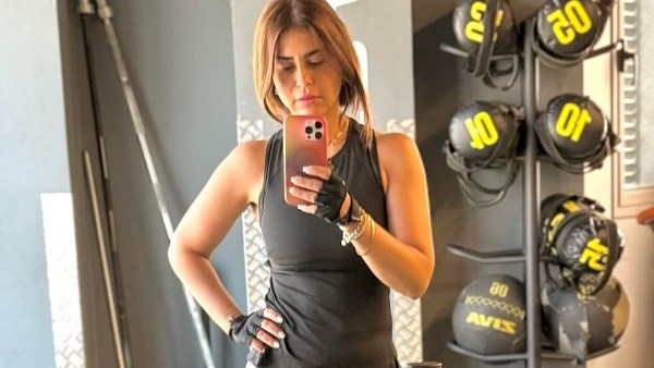 منة فضالي تستعرض لياقتها البدنية من الجيم