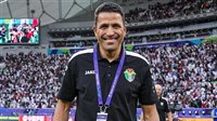 الأهلي ينهي اتفاقه مع حسين عموتة.. والراتب 230 ألف دولار شهريًا