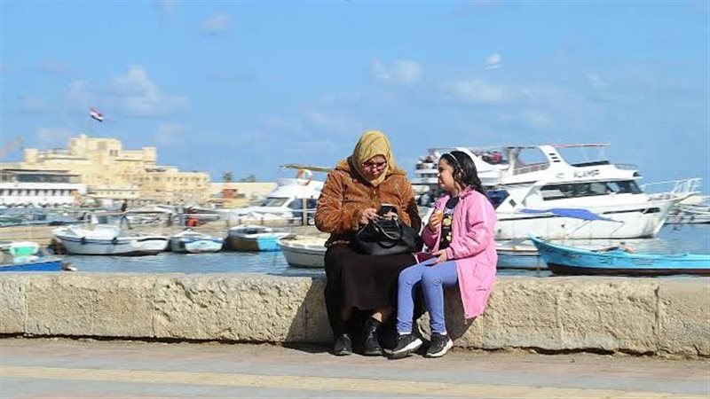 صيف بنكهة الربيع، أمطار وأتربة ورياح وشبورة فى أول أيام الصيف.. طقس حار رطب نهارا شمالا وشديد الحرارة جنوبا.. والصعيد يناهز الأربعينات