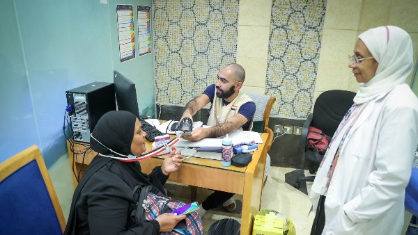 الصحة تكشف عدد الحالات التي تتلقى الرعاية بالمستشفيات السعودية