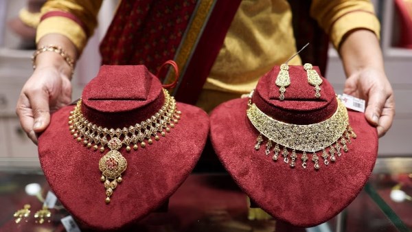 الذهب في السعودية بآخر تحديث يسجل 742 ريال مساء اليوم