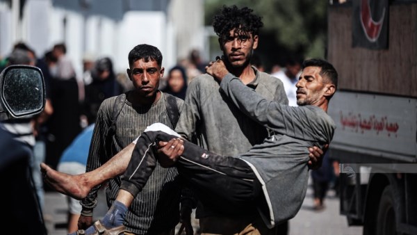 غزة تحت القصف.. شهيدة و15 مصابا في قصف الاحتلال لخان يونس