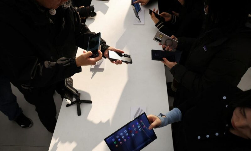هاتف Galaxy Z Fold 8 Ultra من “سامسونغ” يخطف الأنظار قبل الإطلاق