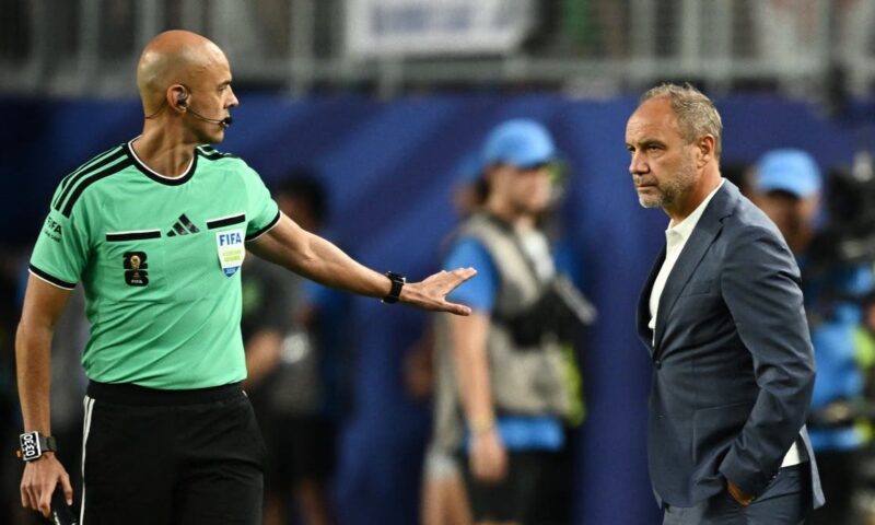 مدرب هايتي: الفشل الحقيقي سيكون الاستسلام أمام المغرب