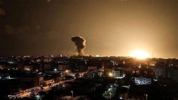 إعلام إسرائيلي: الغارات استهدفت مطار مهر آباد في طهران ومستودع طائرات مسيرة