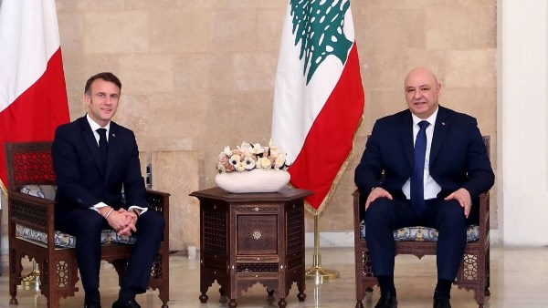 عون وماكرون في اتصال حاسم: دعم فرنسي متجدد.. وملف لبنان والمنطقة على الطاولة