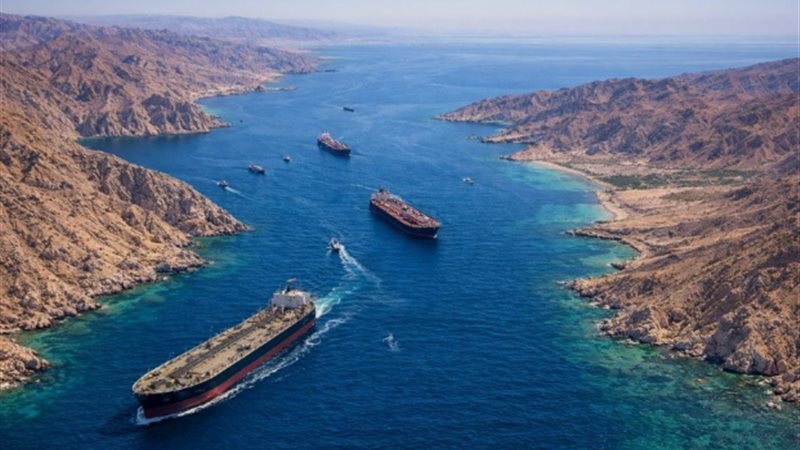 إيران تعليقا على إعلان وقف الحرب: إدارة مضيق هرمز بالتنسيق مع عمان