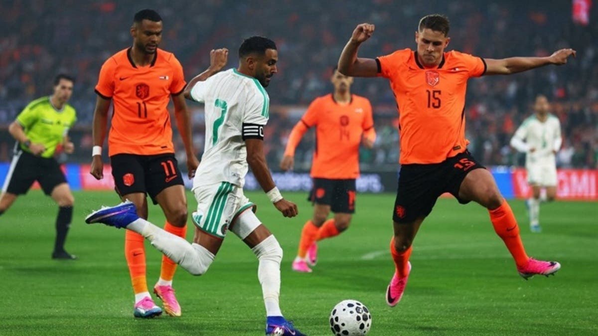الجزائر تهزم هولندا ودياً في عقر دارها قبل كأس العالم