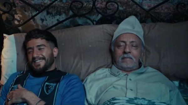 صدفة حزينة.. وفاة عبد العزيز مخيون بعد تجسيده مشهد الموت في «سوا سوا»