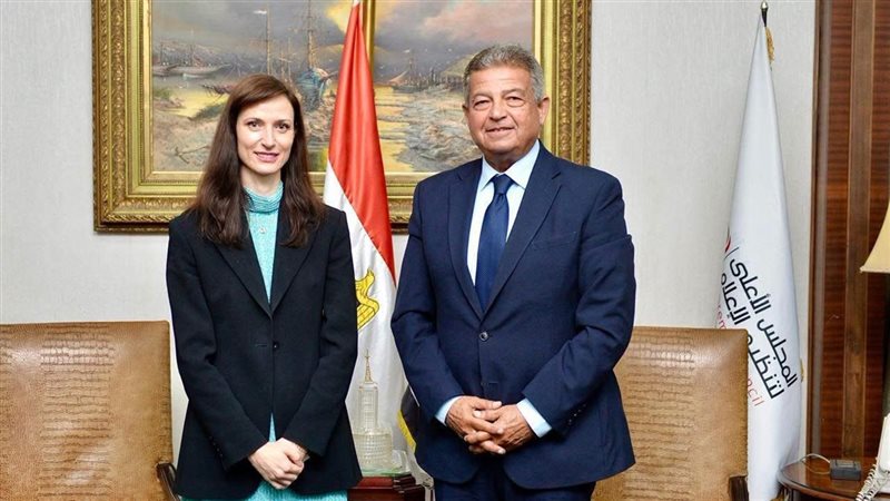 رئيس الأعلى للإعلام يبحث مع مساعد مدير عام اليونسكو تعزيز التعاون المشترك