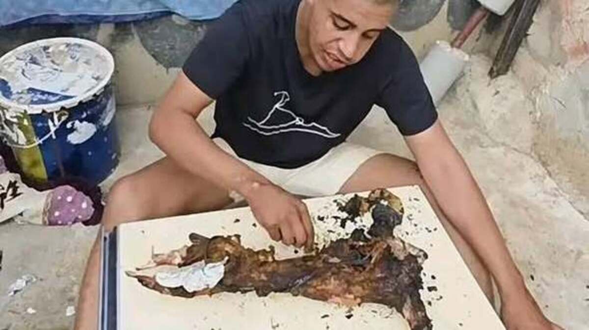 ذبح كلباً وأكل لحمه.. فيديو يجر صانع المحتوى المغربي بن نسناس للمحاكمة