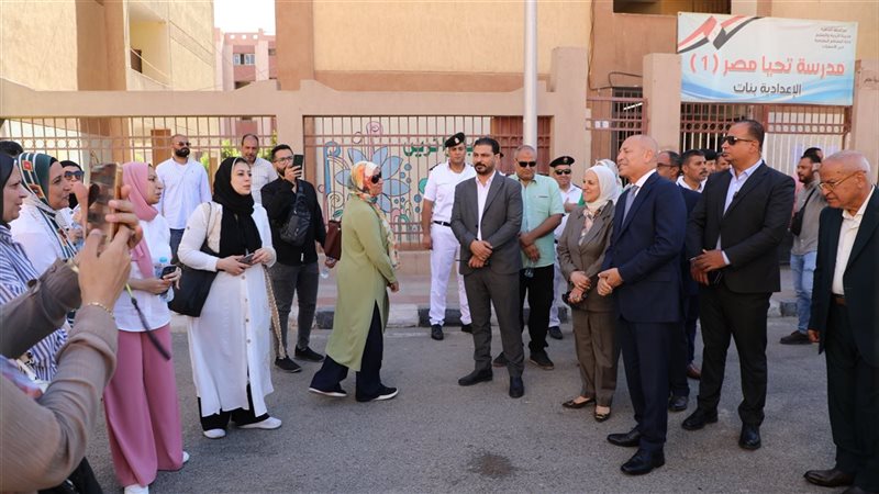 تطبيق أقصى درجات الحماية للطلاب، محافظ القاهرة يتابع لجان امتحانات الثانوية العامة (صور)