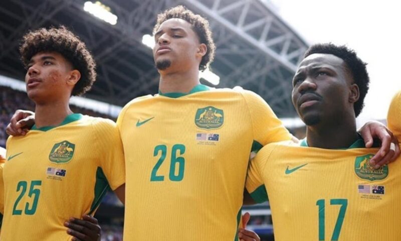 مهاجم أستراليا “الجنوب سوداني” يتوعد بمعاقبة منتخب مصر العشوائي