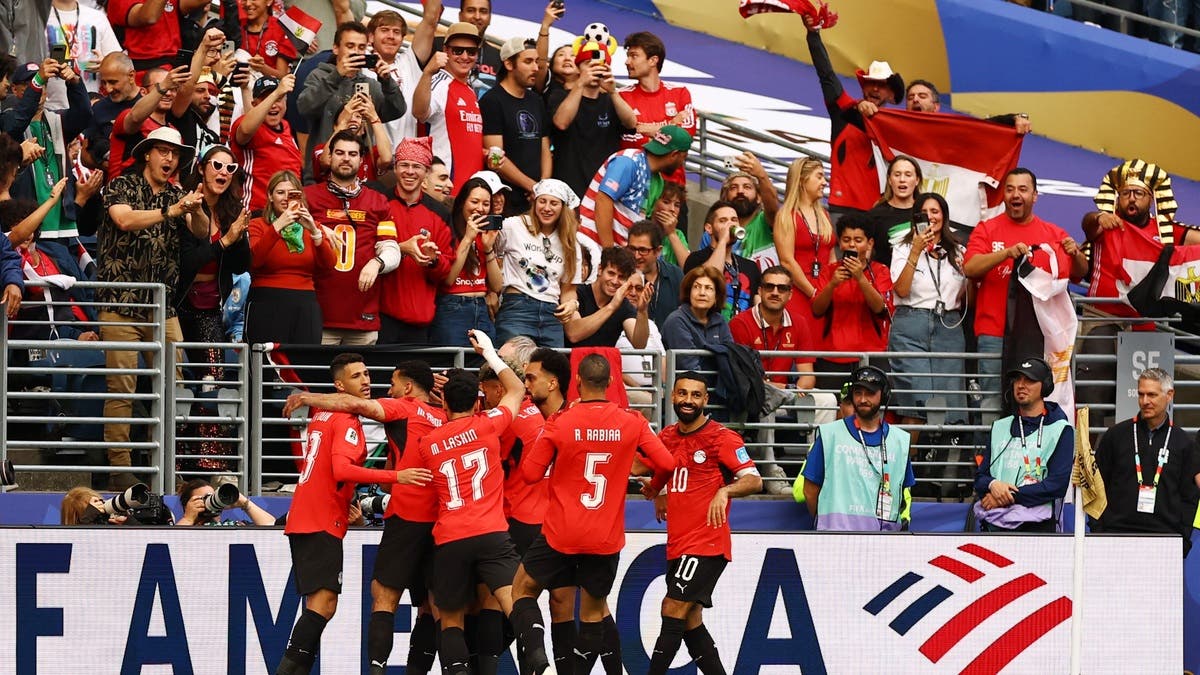 رسمياً.. منتخب مصر يضمن التأهل إلى دور الـ 32 بكأس العالم