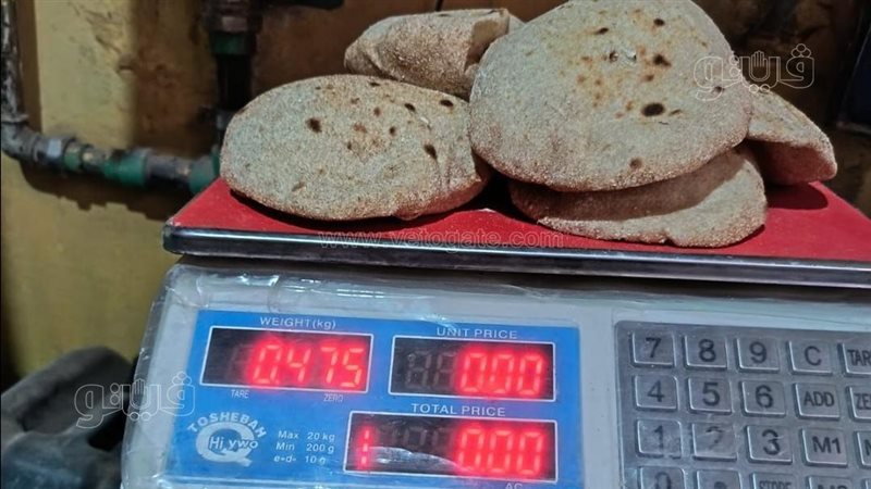 ضبط 52 شيكارة دقيق مدعم و2 طن سلع مجهولة المصدر ببني سويف