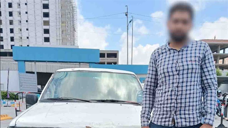 ضبط قائدى سيارتين لسيرهما برعونة والتحدث في الهاتف بالقاهرة والجيزة