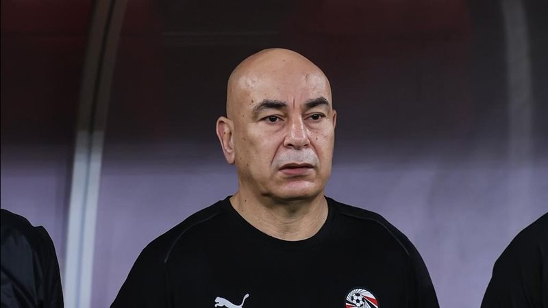 مراسل أون سبورت: حسام حسن يرفض إبلاغ اللاعبين أثناء الإحماء بالتأهل لدور الـ32