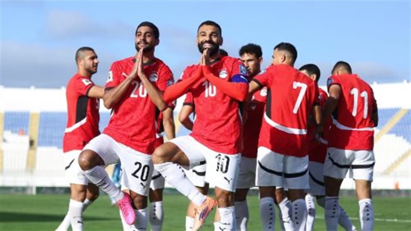 جنود الخفاء في ملاعب أمريكا، “مهندسو الإيقاع” الصامتون يسرقون نجومية الجولة الأولى في المونديال