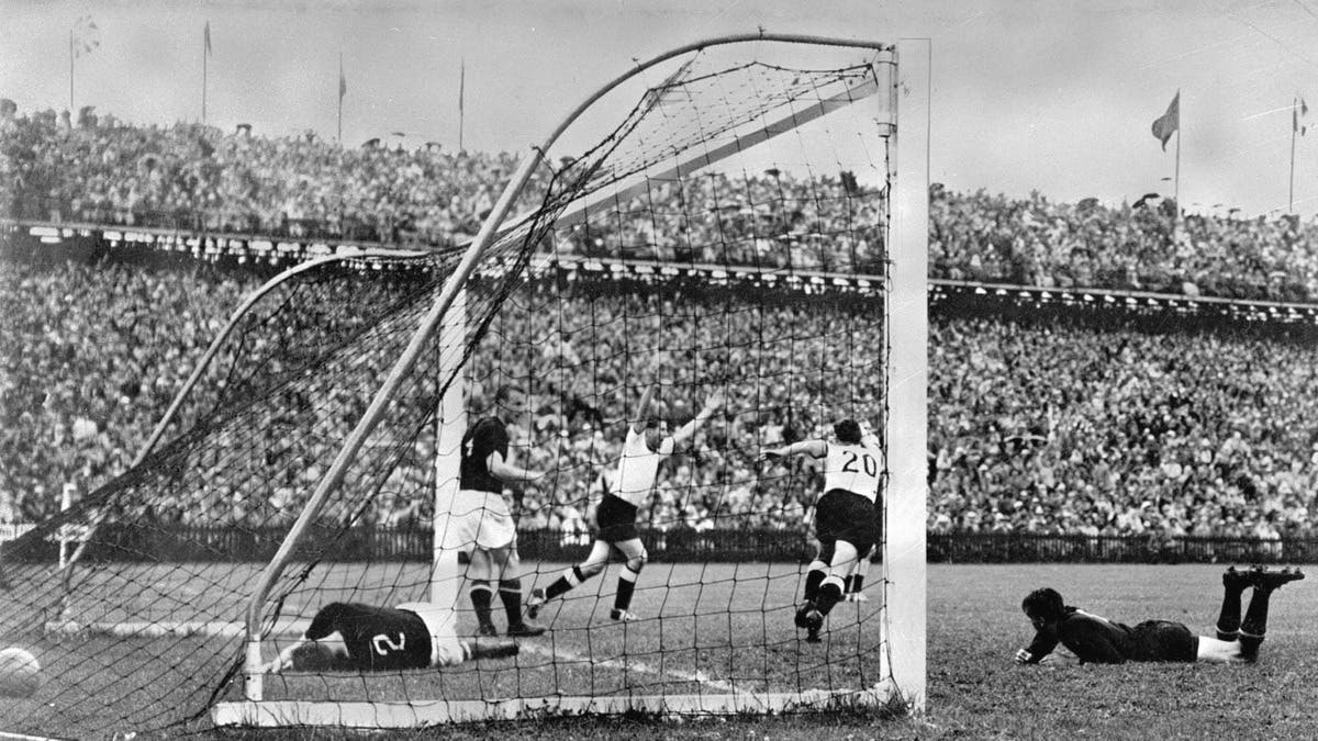 لغز قائم حتى اليوم.. هل فازت ألمانيا بكأس العالم 1954 بفضل “حقن سرية”؟