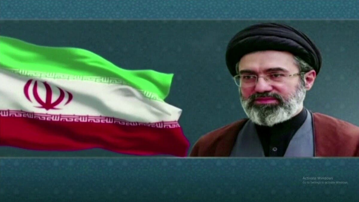 الحرس الثوري:  مجتبى خامنئي منح الإذن بالتفاوض مع واشنطن