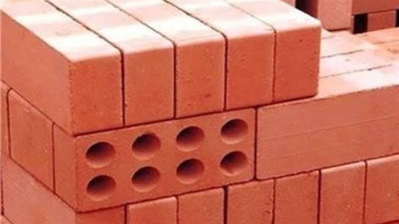 أسعار الطوب الأحمر في سوق مواد البناء اليوم الأحد
