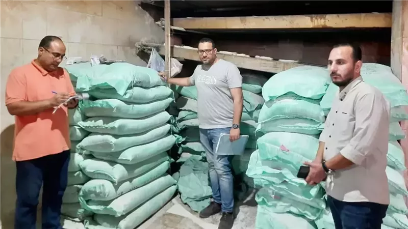 ضربات أمنية، ضبط قضايا تجارة عملة بـ 4 ملايين جنيه و17 طن دقيق مهرب