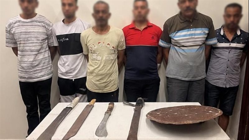 إصابات وبتر باليد، ضبط أبطال فيديو مشاجرة الأسلحة البيضاء في الإسكندرية بسبب طفل