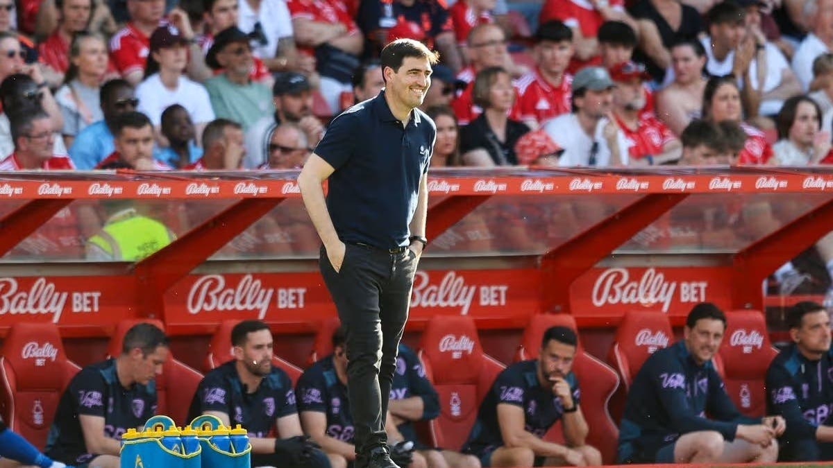 الإسباني إيراولا يتولى تدريب ليفربول الإنجليزي