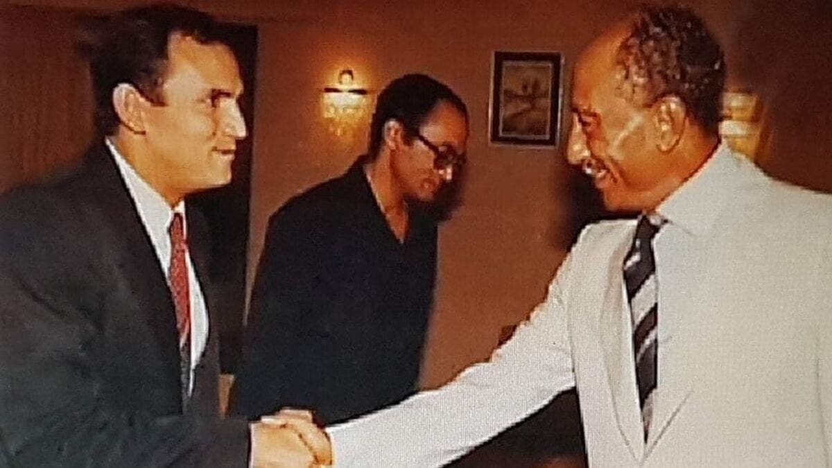 إذاعة القرآن الكريم في مصر تنفي إيقاف المقرئ المفضل للسادات