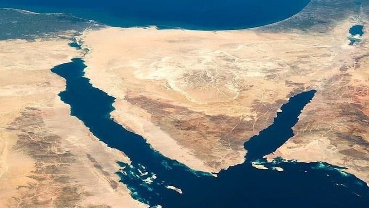 قلق في إسرائيل من مطار مصري في سيناء.. عسكريون يعلقون