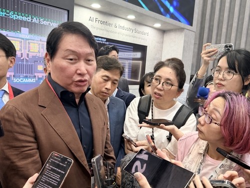 SK Group to double wafer production cap over next 5 yrs, says chairman