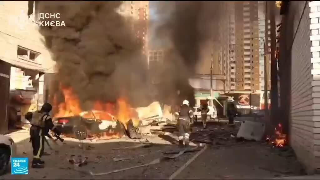 مقتل 22 شخصا إثر هجوم روسي بمئات الطائرات ​المسيرة وعشرات الصواريخ على مدن أوكرانية