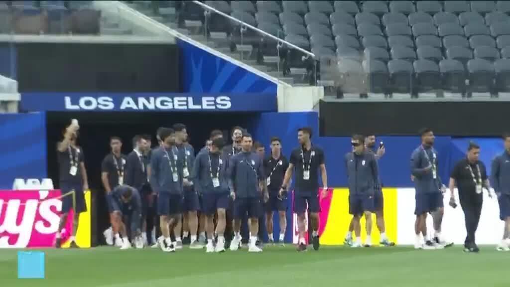 حين تتداخل السياسة بكرة القدم: رحلة معقّدة لمنتخب إيران في مونديال2026