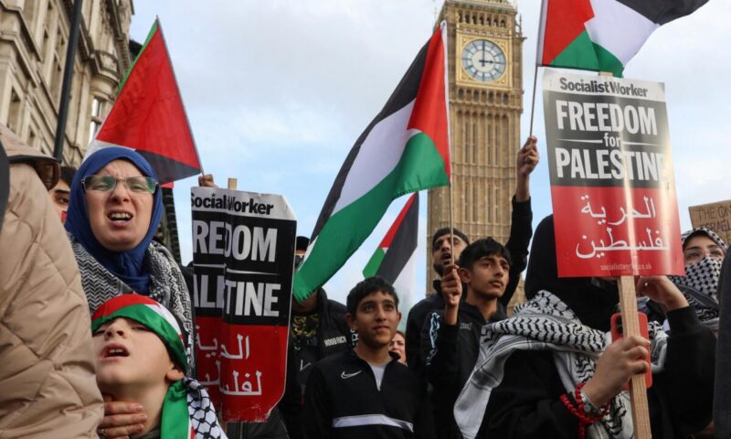 تصعيد الاحتجاجات في بريطانيا.. اقتحام مصنع وطعن ضد حظر “فلسطين أكشن”