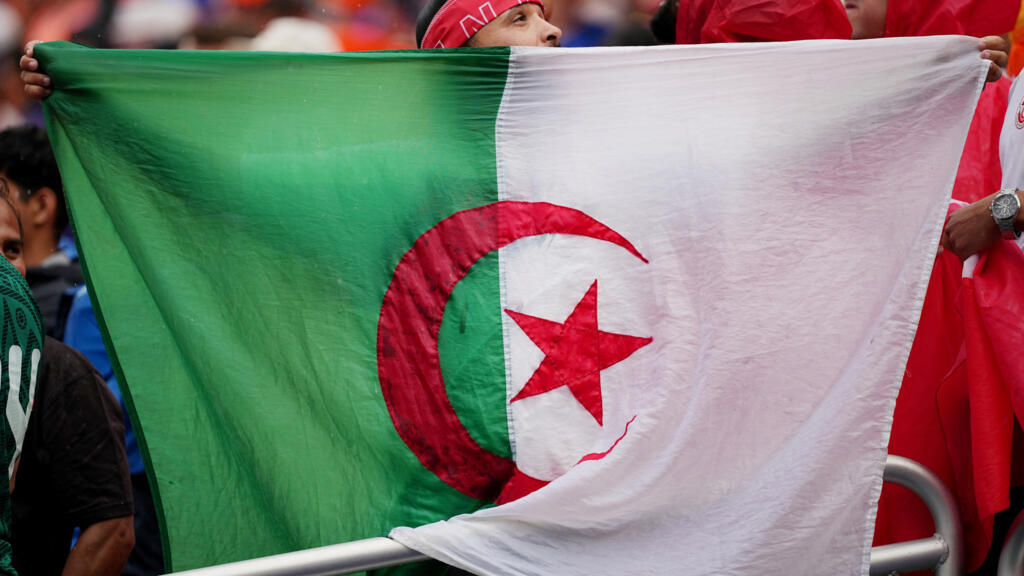 “فضيحة خيخون” وحسابات تفادي الأقوى… كيف تعبر الجزائر إلى دور الـ32 في مونديال 2026؟