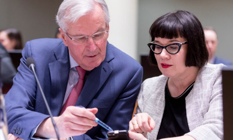 Calm down, departing trade chief warns Brussels executive