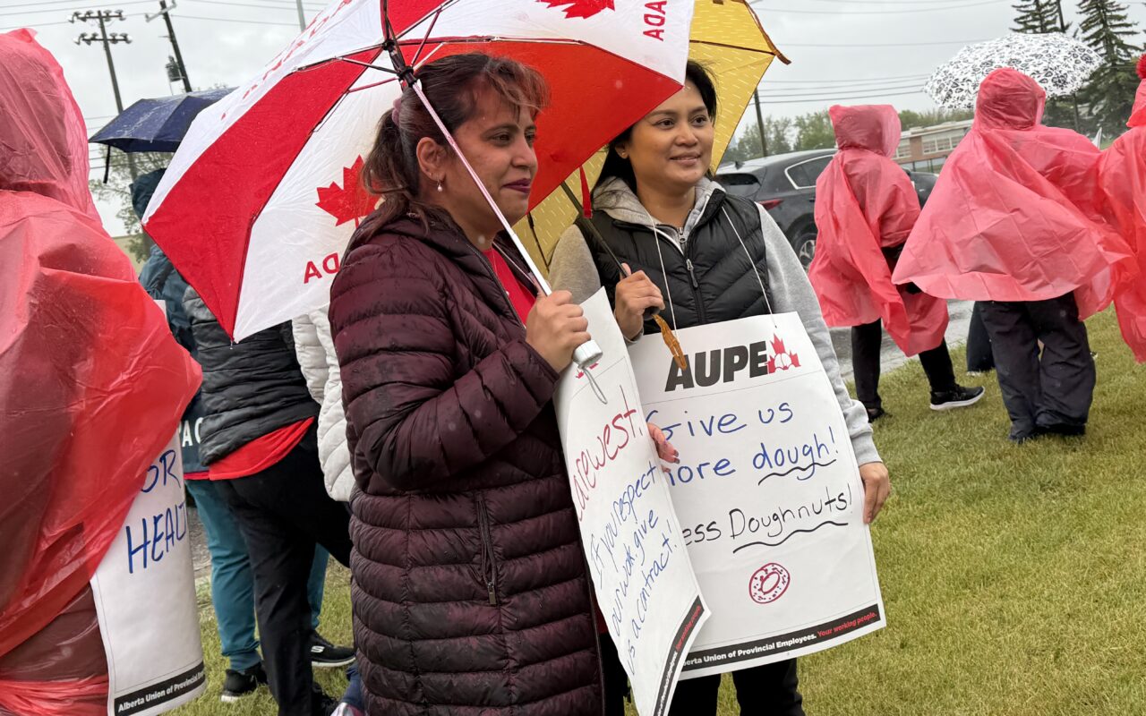 Alberta health-care workers rally in Calgary for better job conditions