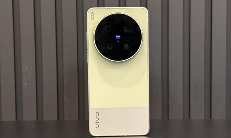 Vivo X300 Ultra Review | Delivers consistency, realism and a premium photography experience