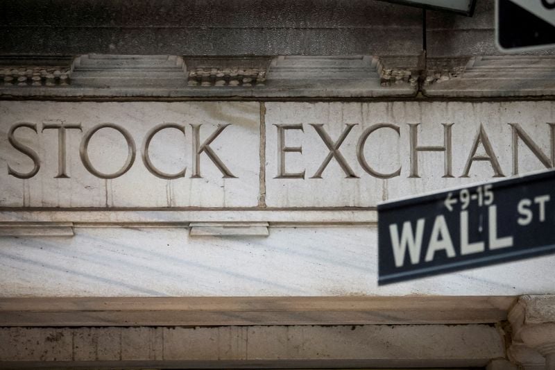 US fund management firms back 401(k) alternative assets proposal, but others worry about risks
