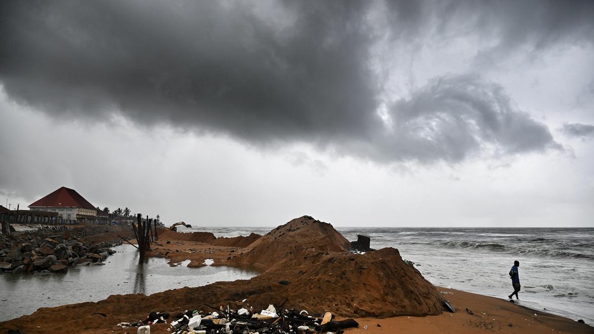Monsoon likely to set in over Kerala on June 4, says IMD in latest forecast