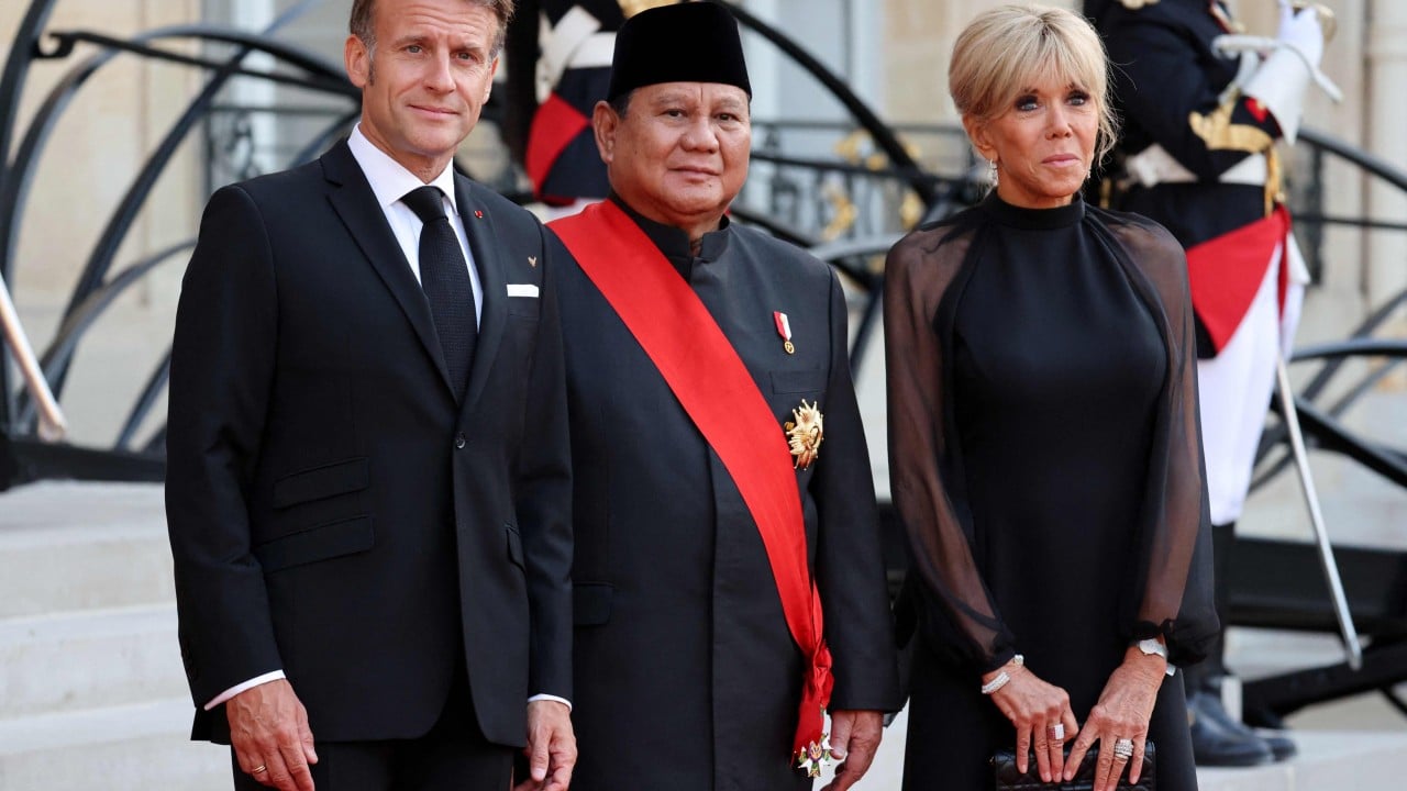 Prabowo’s overseas visits spark debate in Indonesia over benefits for citizens
