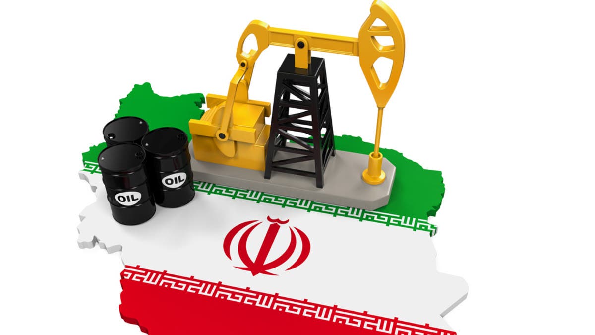 تانكر تراكرز: إيران صدرت 50 مليون برميل نفط منذ رفع العقوبات